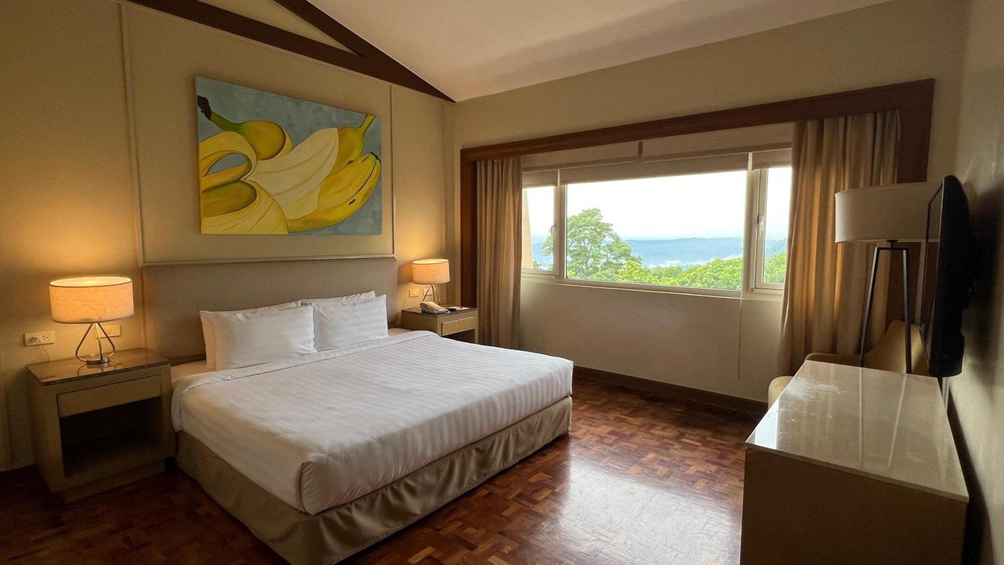 โรงแรมทาลวิสต้า Tagaytay City ภายนอก รูปภาพ A bedroom at the Shangri-La Hotel, Kuala Lumpur