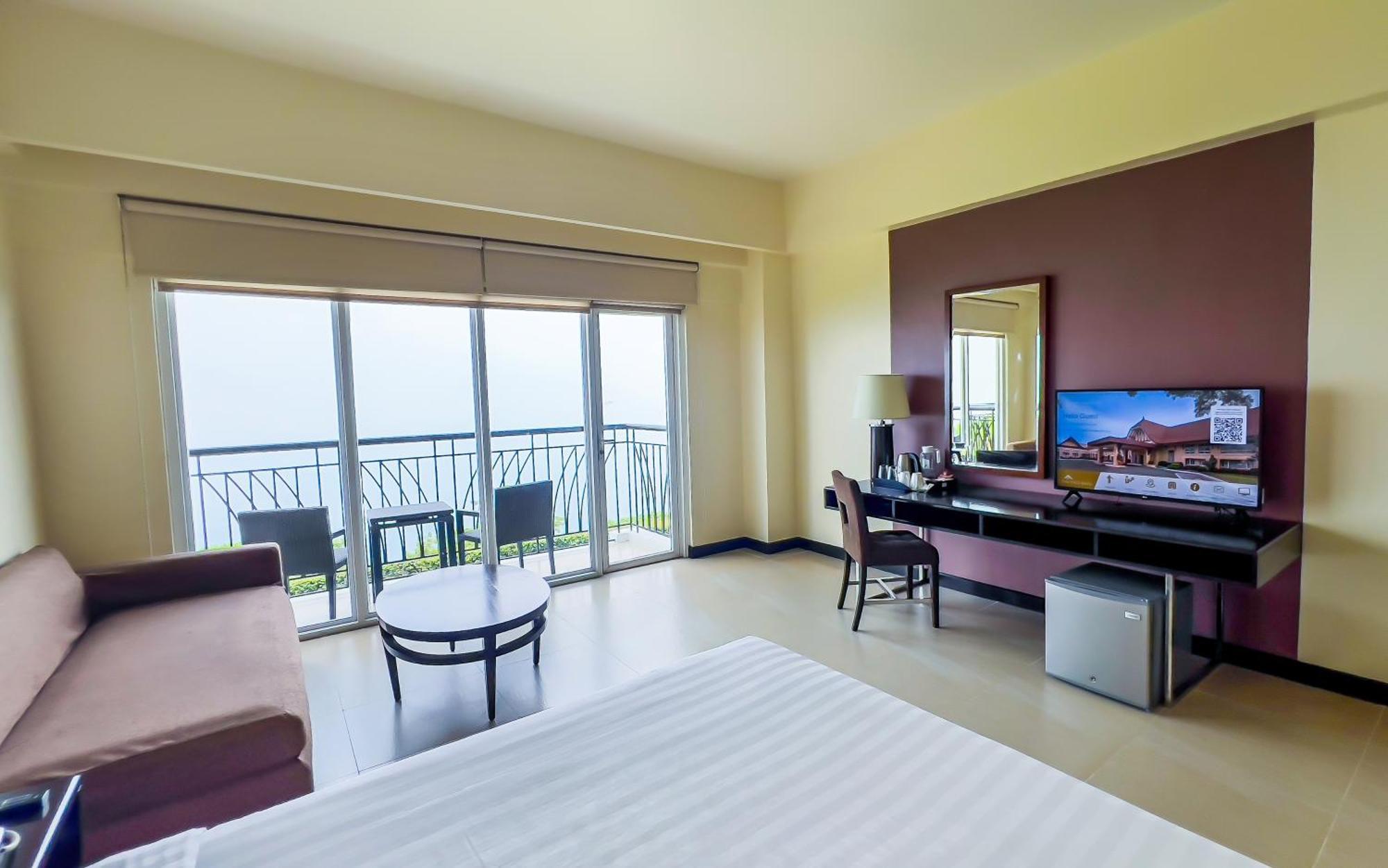 โรงแรมทาลวิสต้า Tagaytay City ภายนอก รูปภาพ Deluxe Ocean View