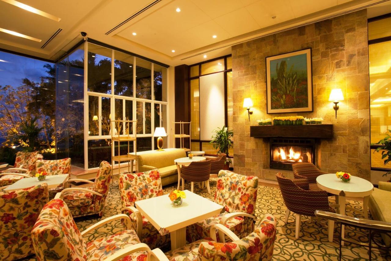 โรงแรมทาลวิสต้า Tagaytay City ภายนอก รูปภาพ The lobby
